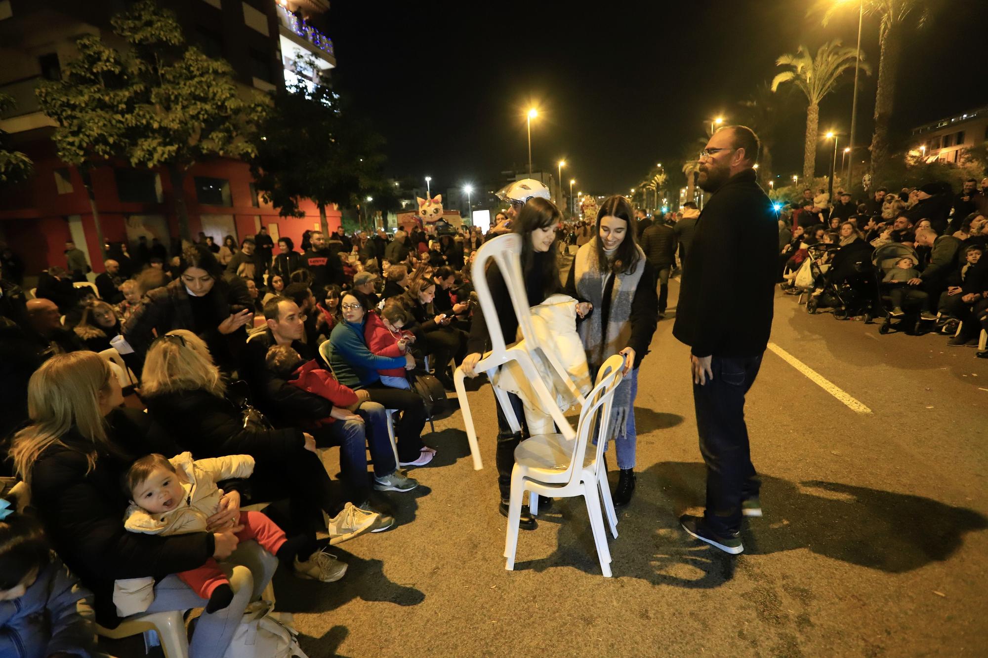 Los Reyes Magos desfilan por Murcia