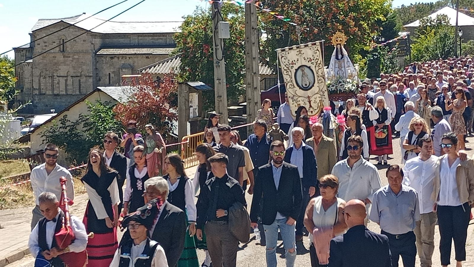 GALERÍA | La procesión de la Virgen Peregrina, en imágenes