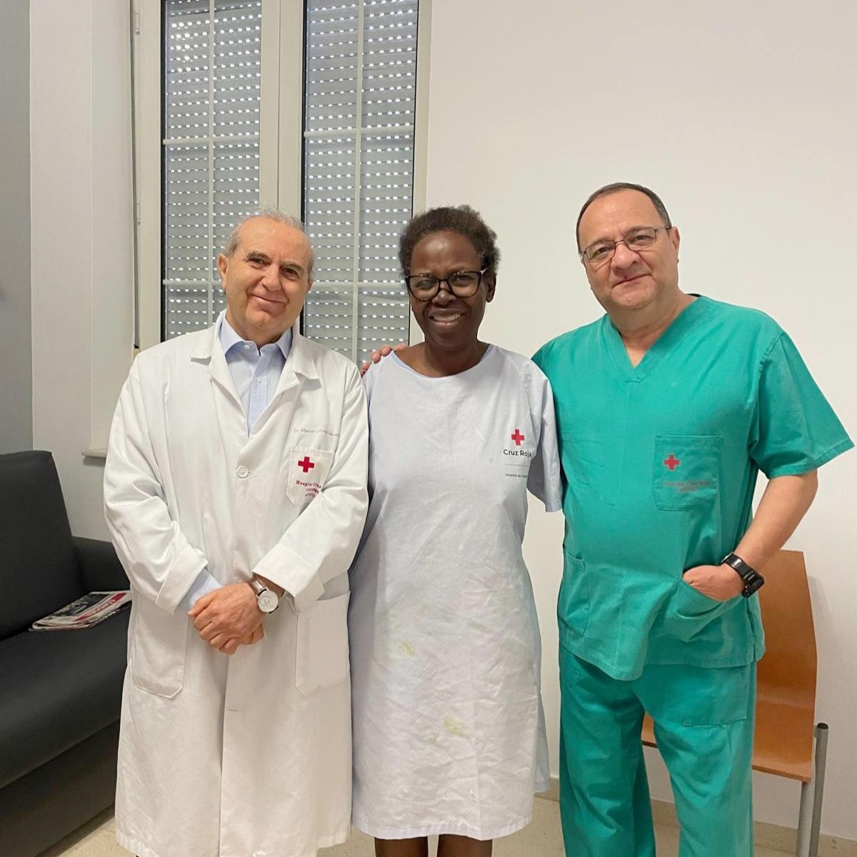 El equipo de cirugía del hospital de Cruz Roja obtiene uno de los premios CREA+ 2025.