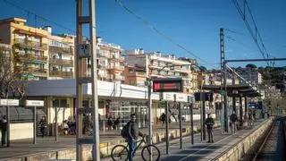 Restablecida la circulación de la R1 entre Arenys de Mar y Canet de Mar tras su interrupción por una fuga de gas cercana