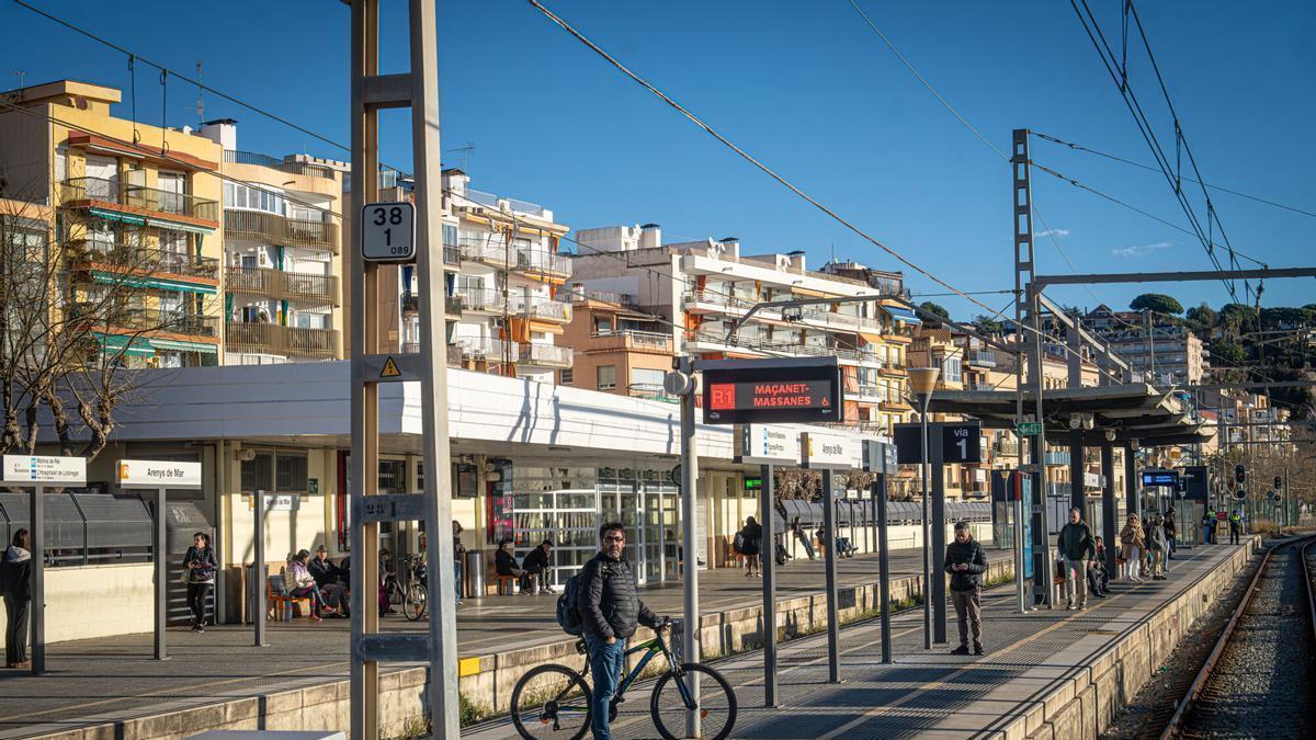 La R1 recupera la normalidad entre Arenys de Mar y Canet de Mar tras una fuga de gas