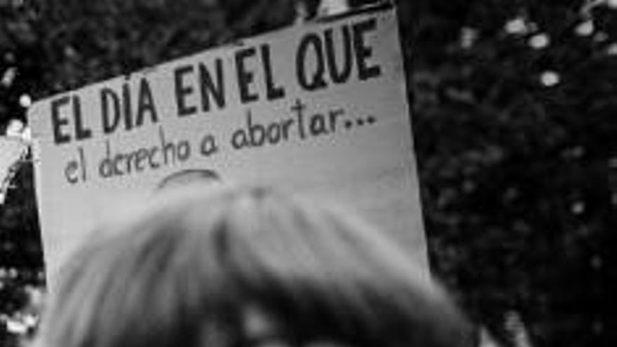 La ley de plazos permite el aborto libre 14 semanas