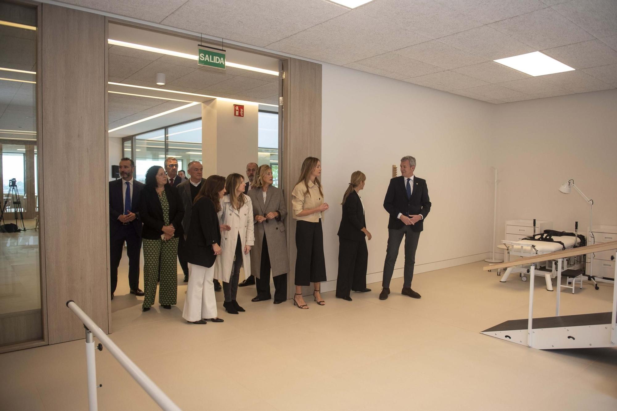 Visita a la nueva residencia de mayores de Eirís financiada por la Fundación Amancio Ortega
