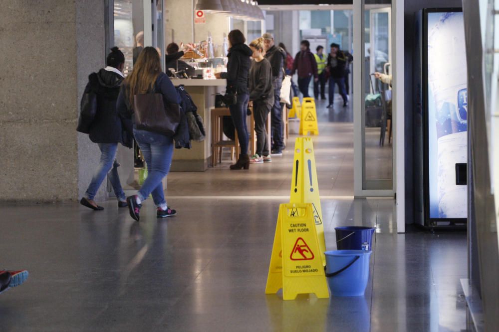 Les goteres tornen a l''estació del TAV de Girona