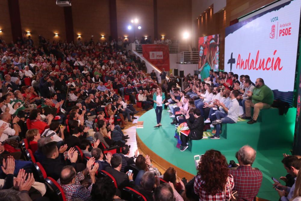 Susana Díaz participa en un acto electoral en la Facultad de Derecho