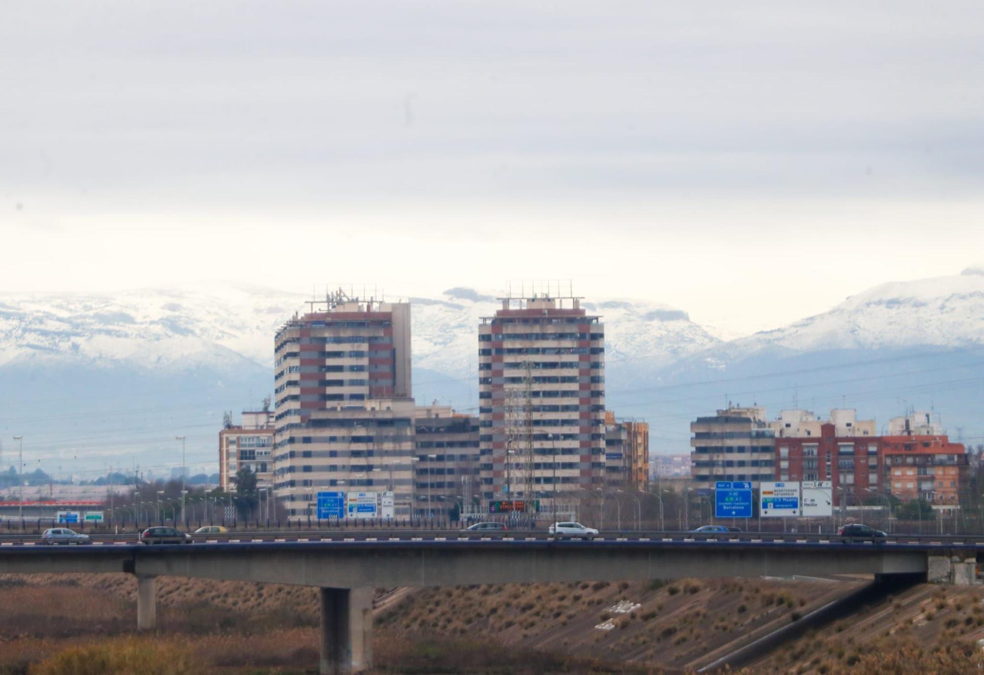 La Calderona, cubierta de blanco