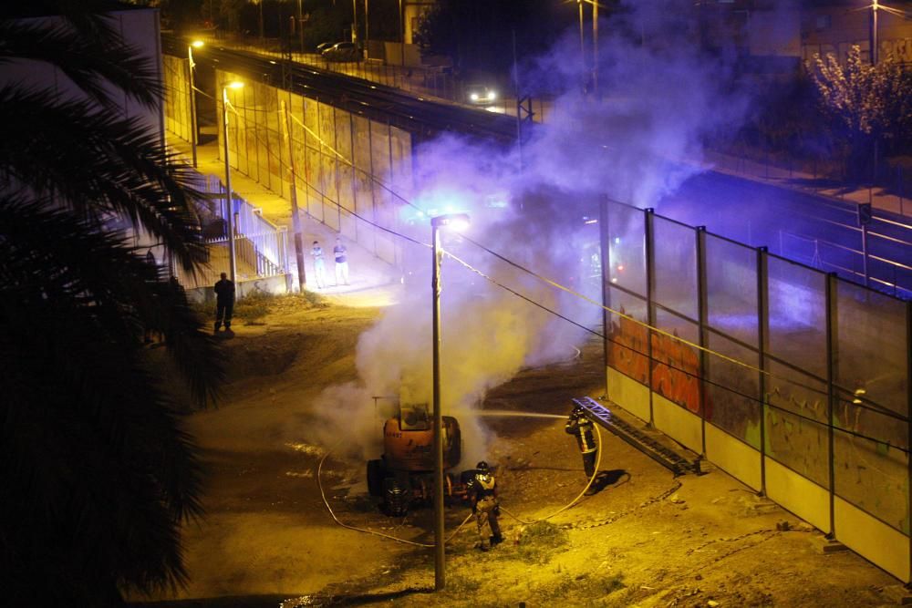 Noche de actos vandálicos en las vías