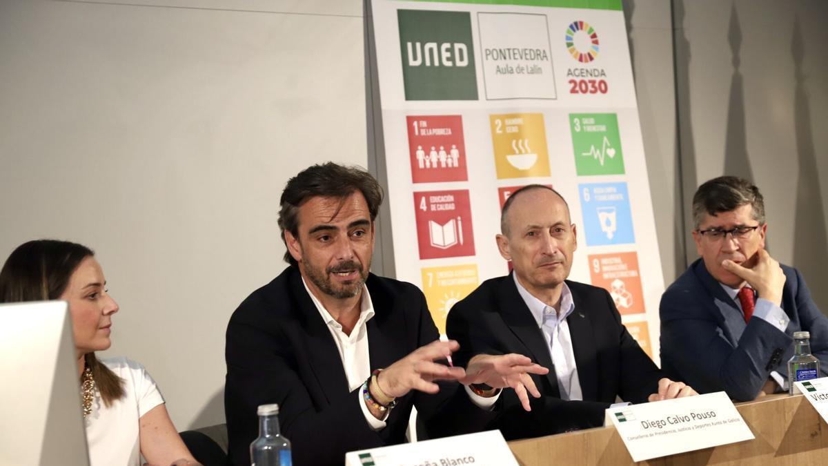 Acto de clausura del curso de verano de la UNED en Lalín en el que estuvo presente el conselleiro Diego Calvo.