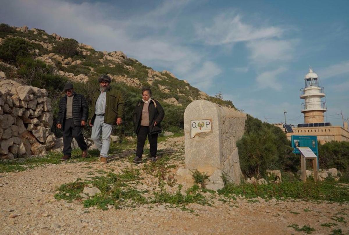 Dispone de una superficie protegida de 274 hectáreas terrestres.