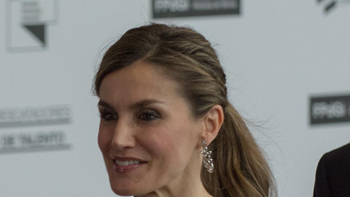 Primer plano de Letizia Ortiz a su llegada al evento