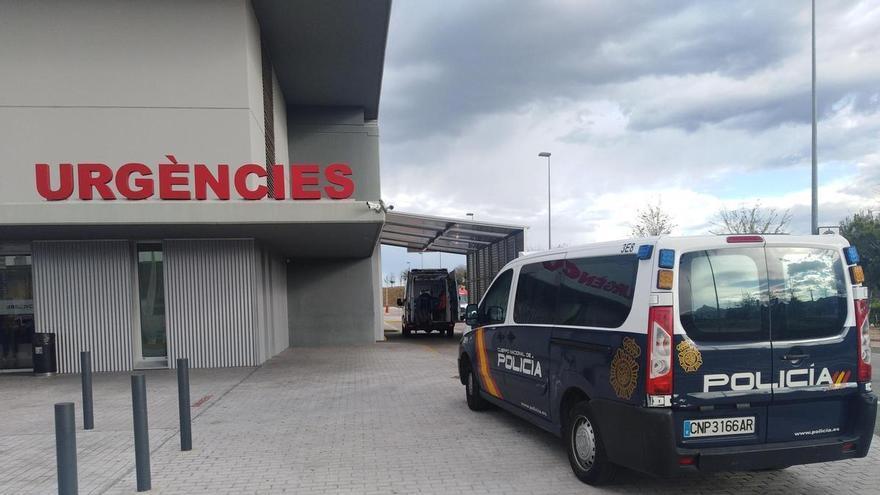 La Polizia Nazionale arresta un neonazista per aver lanciato la sua compagna dall'auto in movimento