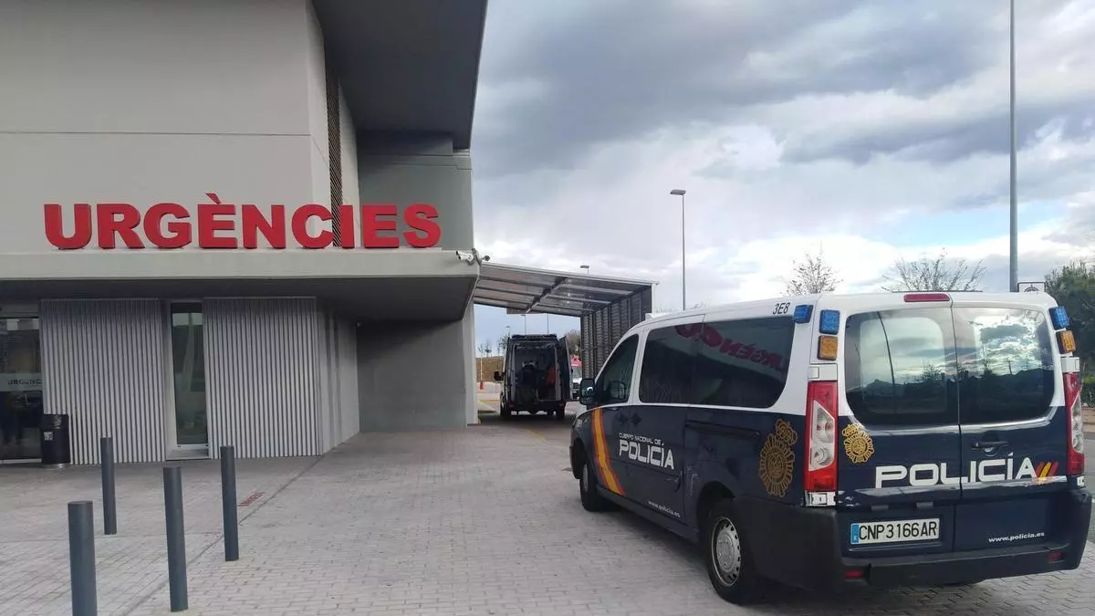 La Policía Nacional detiene a un neonazi por lanzar a su pareja del coche en marcha en Gandia