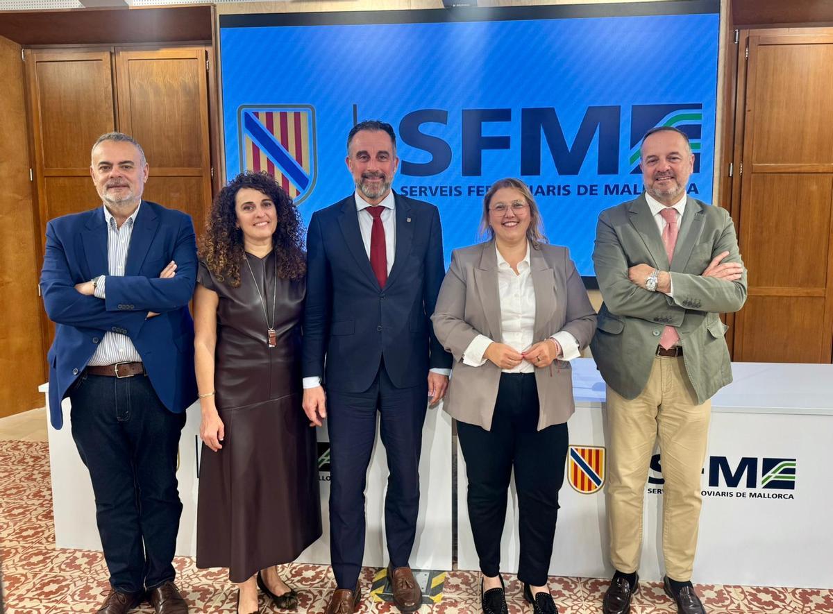 Desde la izquierda: José Ramón Orta, Lorena del Valle, José Luis Mateo, Xisca Lascolas y Antoni Deudero