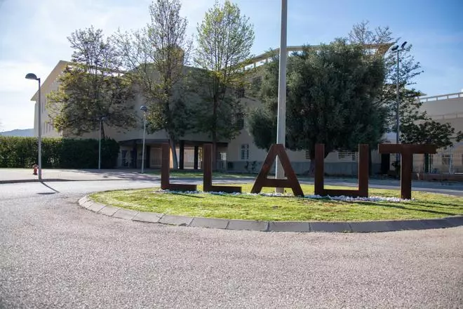Padres y madres del colegio Aixa-Llaüt: «Vamos a continuar luchando por nuestros derechos y los de nuestros hijos»