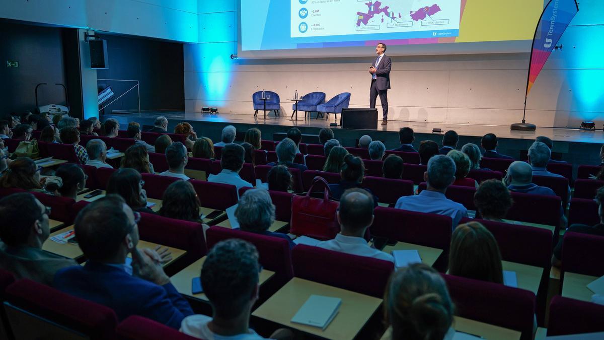 El Country Manager de TeamSystem España, Emilio Martínez de la Fuente, durante su intervención en Verishow Barcelona.