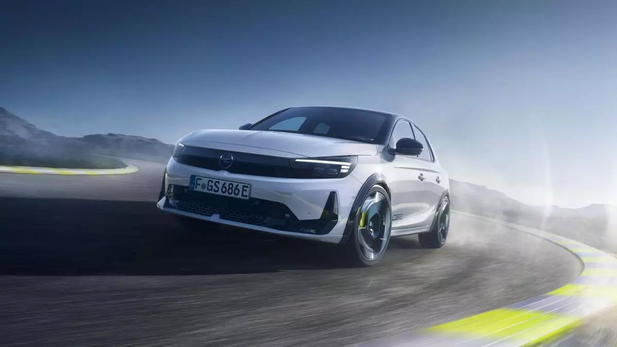 Gama Opel GSE, los eléctricos de Opel concebidos para los amantes de la conducción deportiva y el alto rendimiento