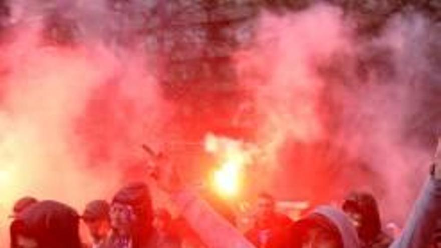 Els ultres, a fora de l&#039;estadi.