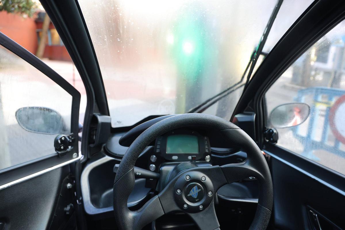 Galería | Así ha sido la presentación de los nuevos microvehículos eléctricos en Cáceres