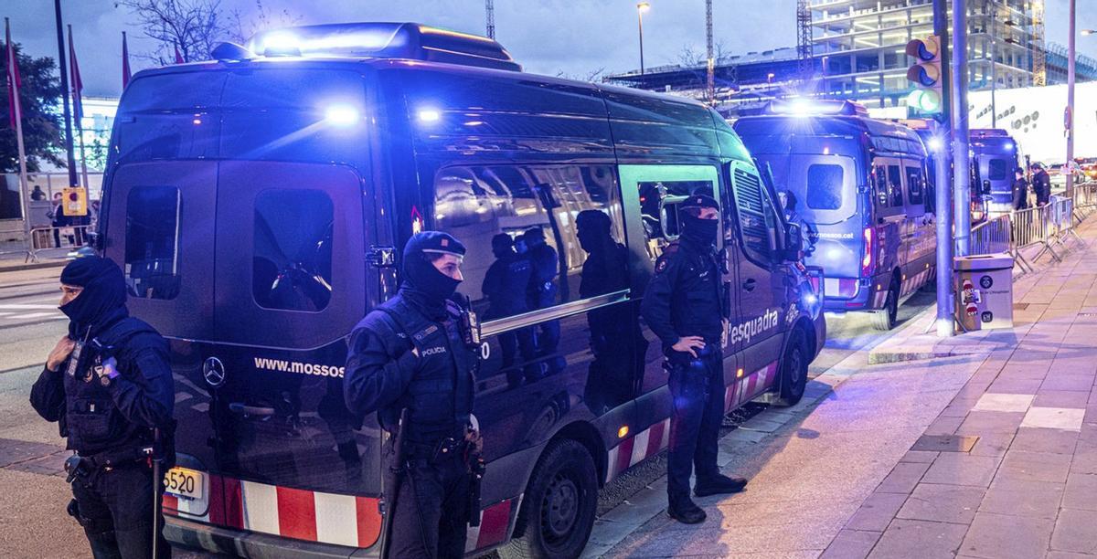 Interior reforça l’atenció de la salut mental dels Mossos amb formació