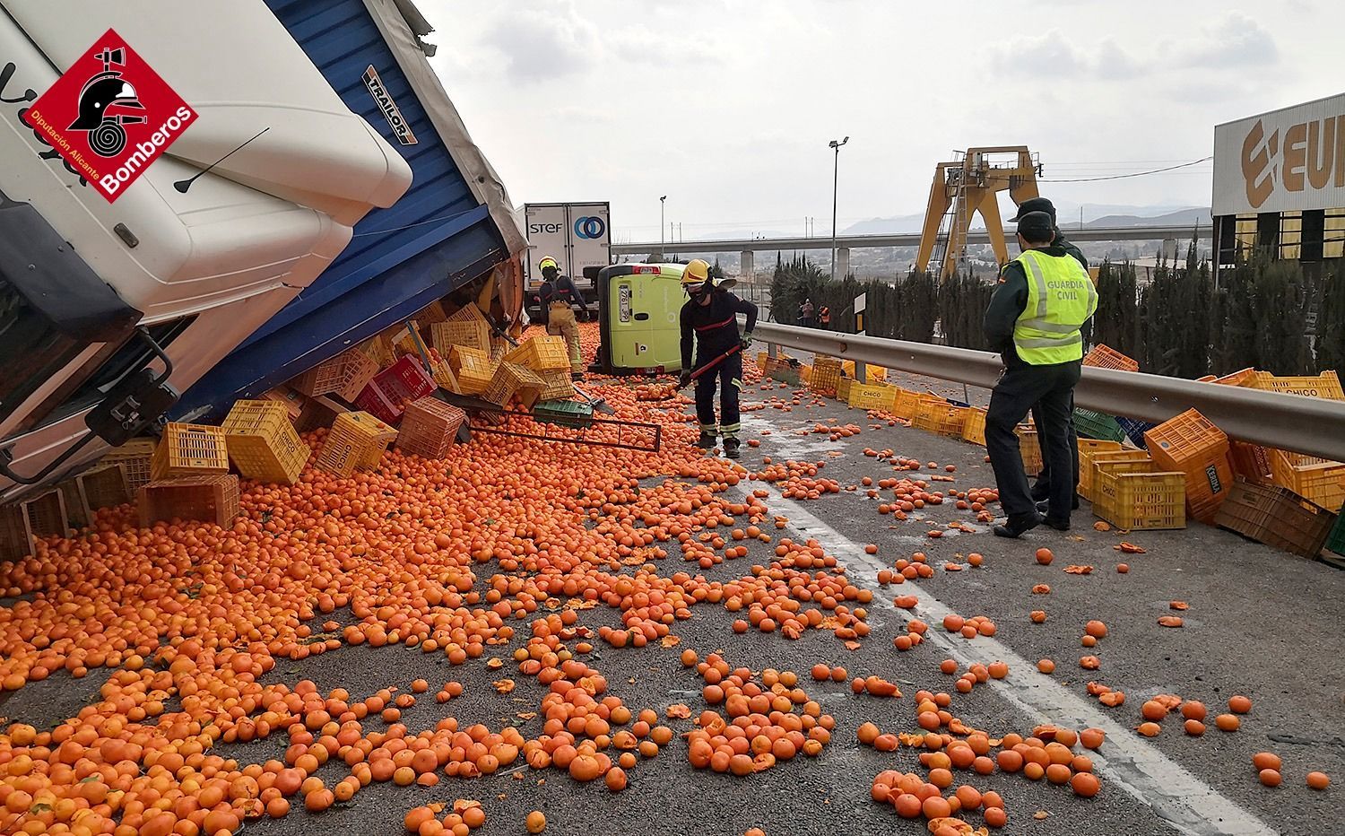 Tráfico en Alicante: atasco kilométrico en la A-31