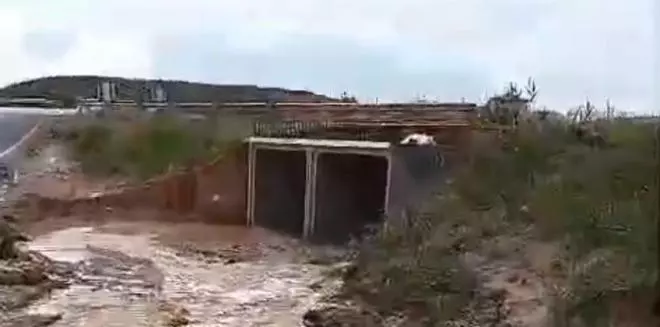 Cortada la carretera A-224 en Híjar por inundación