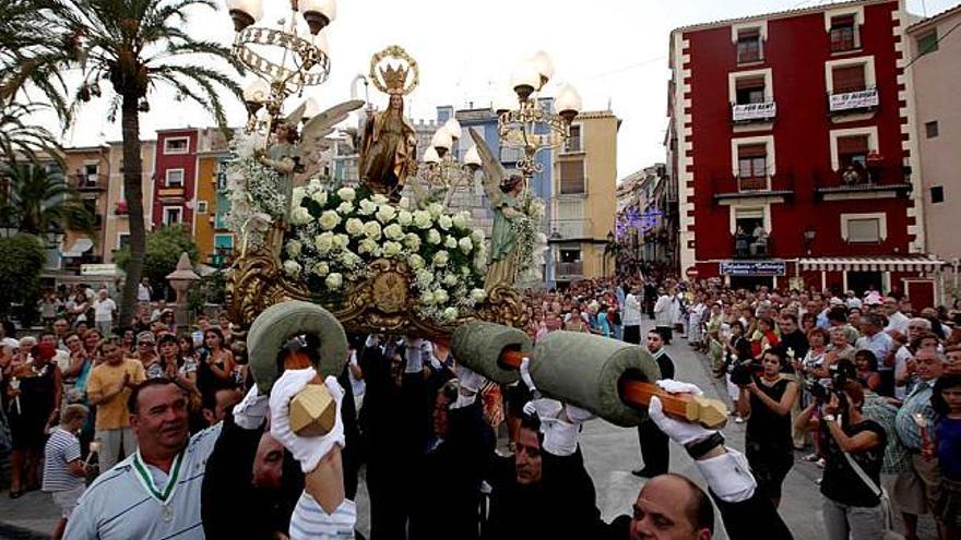 Devoción y fervor vilero a Santa Marta