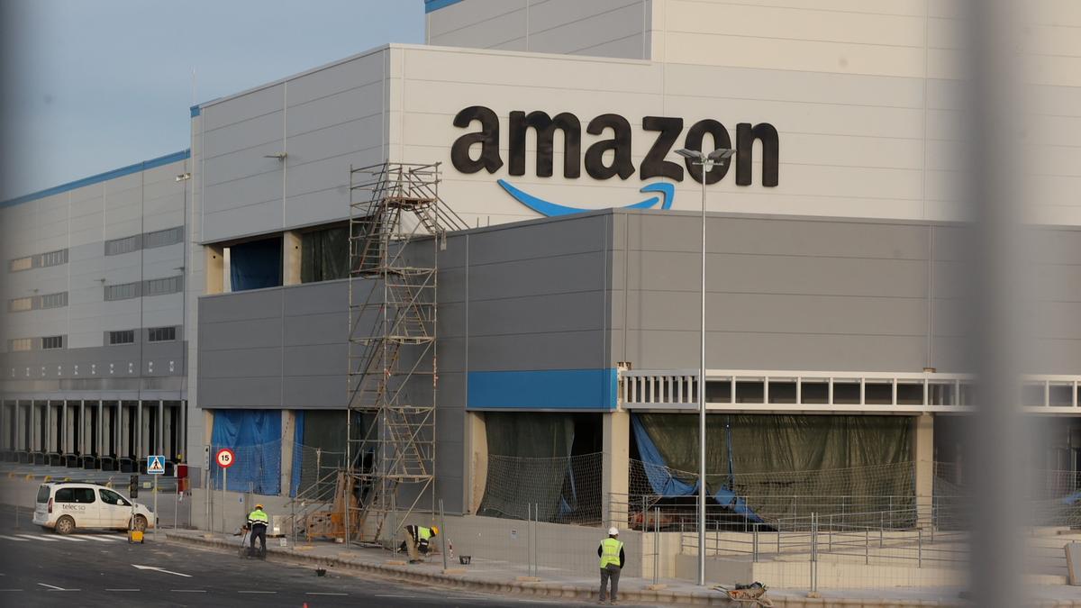 Las obras del megacentro logístico de Amazon están terminadas en primavera en Onda.
