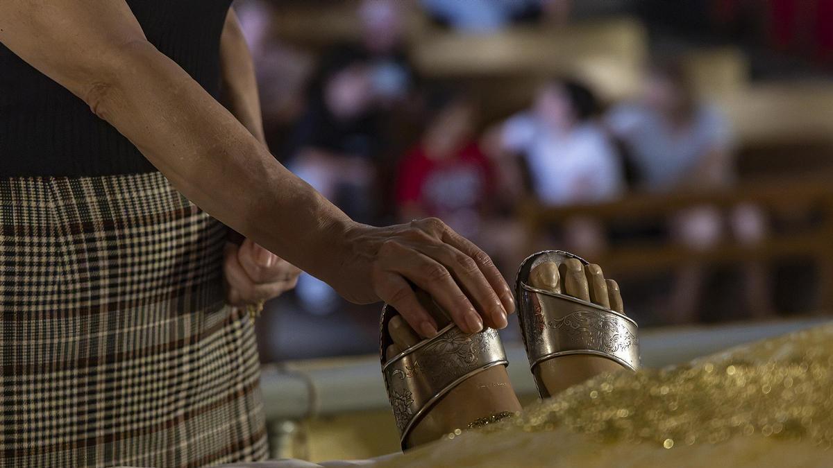 La caricia del pueblo de Elche a la dormición de su patrona