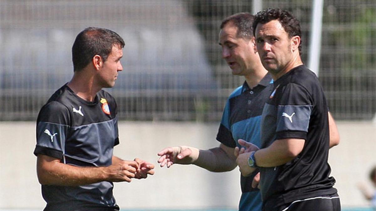 Diego Ribera, Óscar Perarnau y Sergio González en una sesión de entrenamiento en la Ciudad Deportiva del Espanyol