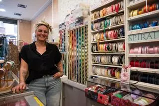 En imágenes | La histórica mercería La Goyosa se reinventa en el centro de Zaragoza