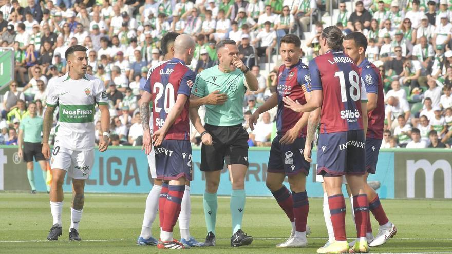 El 1-3 del Levante en el Elche 1-3 Levante de la jornada 39 de LaLiga Hypermotion