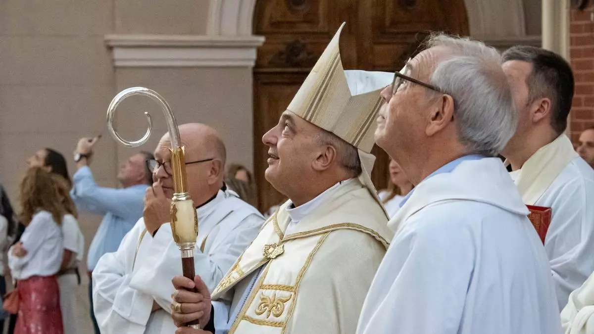 Enguera recupera su iglesia tras un año sin oír las campanas