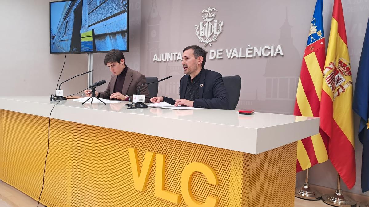 El concejal Campillo comparece durante la Junta de Gobierno Local.