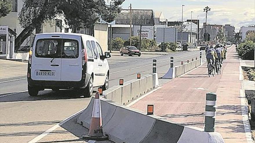 El Ayuntamiento de Nules no entiende por qué colocaron hormigón en el carril bici