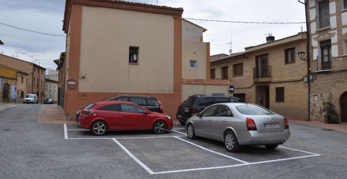 La renovación de las dos calles ha contado con una subvención de 220.000 euros de la DPZ. | SERVICIO ESPECIAL