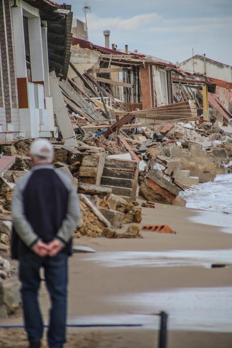 Playa Babilonia, completamente destruida