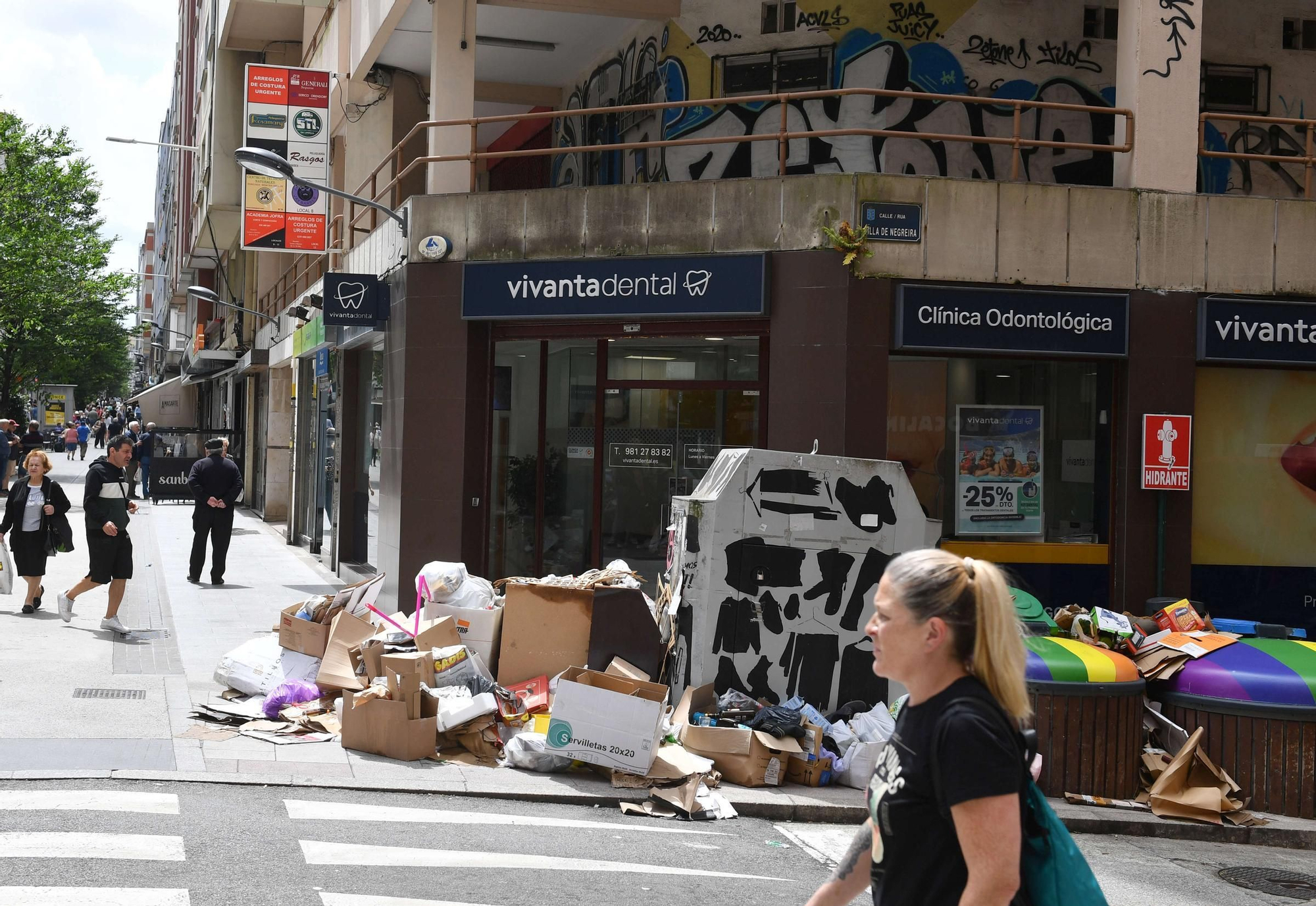 Los trabajadores de la recogida de basura en A Coruña anuncian una huelga indefinida desde el 1 de agosto