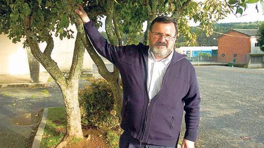 Dobarro, onte, perto da súa casa en Vila de Cruces.