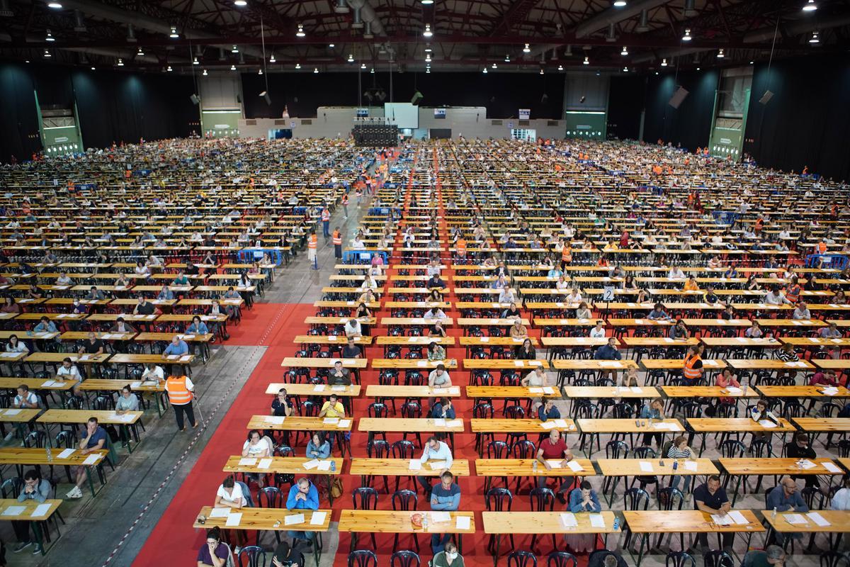Oposiciones a subalterno de la Xunta, en Silleda.