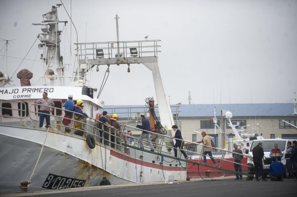 El cuerpo de la víctima fue trasladado al puerto de A Coruña.