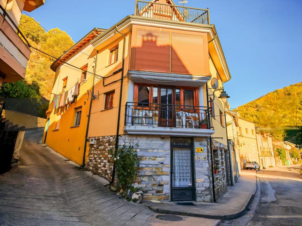 El albergue de Vega de Valcarce, en imágenes