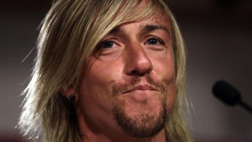 Guti declina por medio de twitter la oferta del River Plate