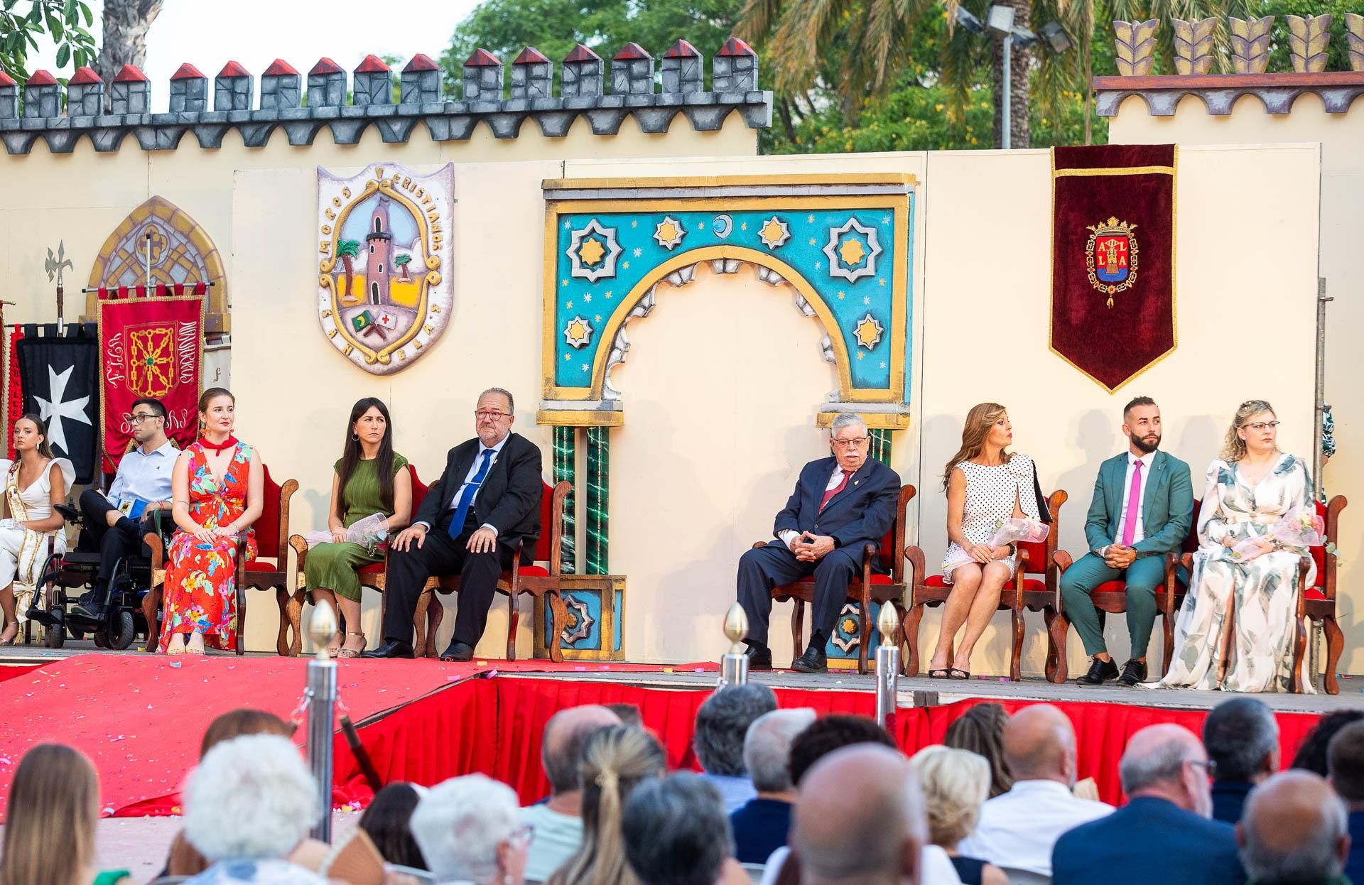 Los Moros y Cristianos de San Blas arrancan con la presentación de cargos y el Pregón