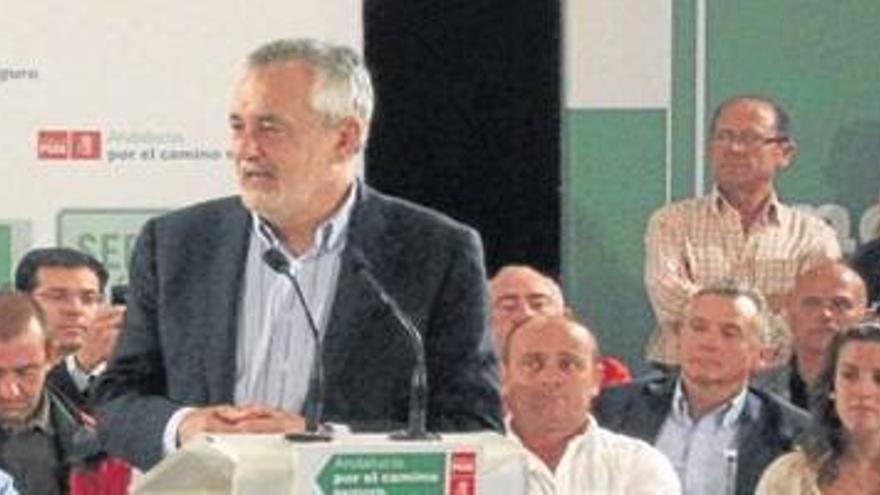 Griñán alza la voz contra  Rajoy por &quot;discriminar&quot; a Andalucía