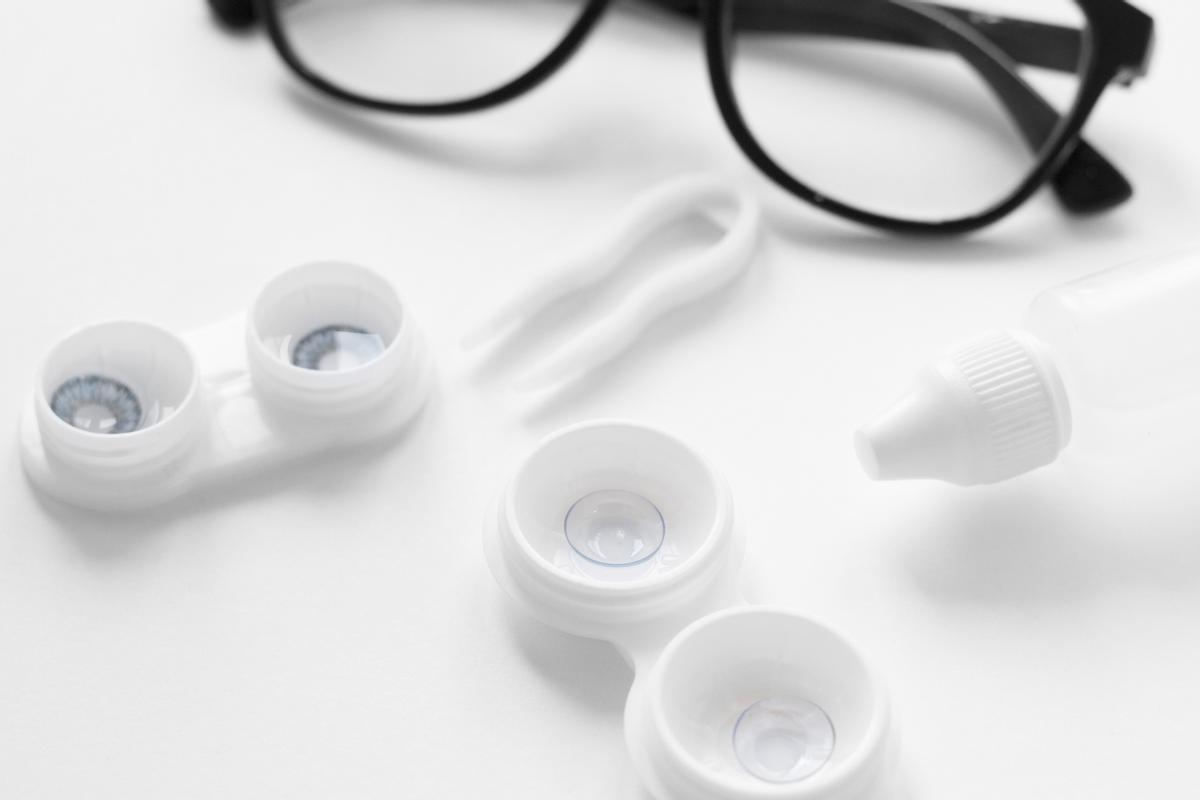 Operarse de la vista supone un antes y un después para los pacientes, ya que dejan de utilizar con las gafas y lentillas