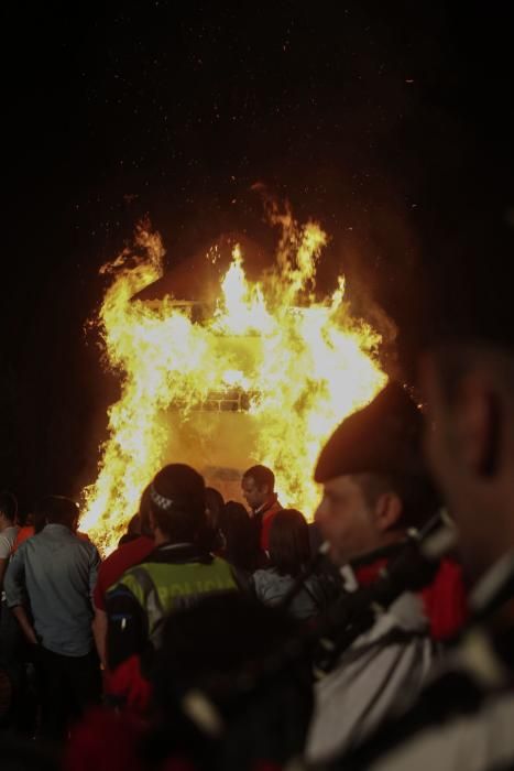 Trasona y Avilés celebran la noche más corta