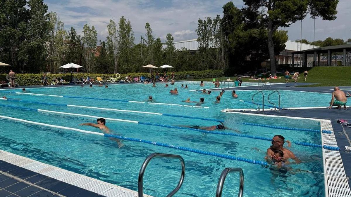 La piscina exterior de Figueres.