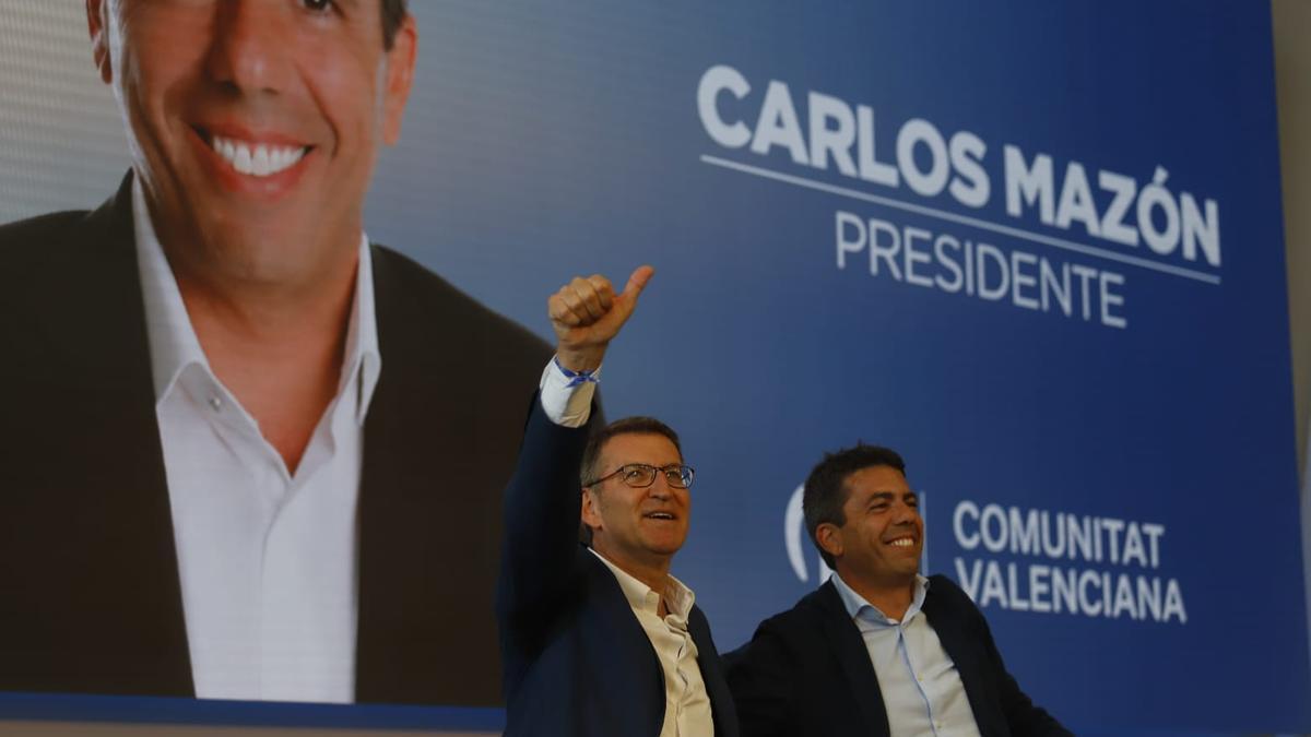 Núñez Feijóo, Mazón y Catalá en el acto del PP en la Marina de València.