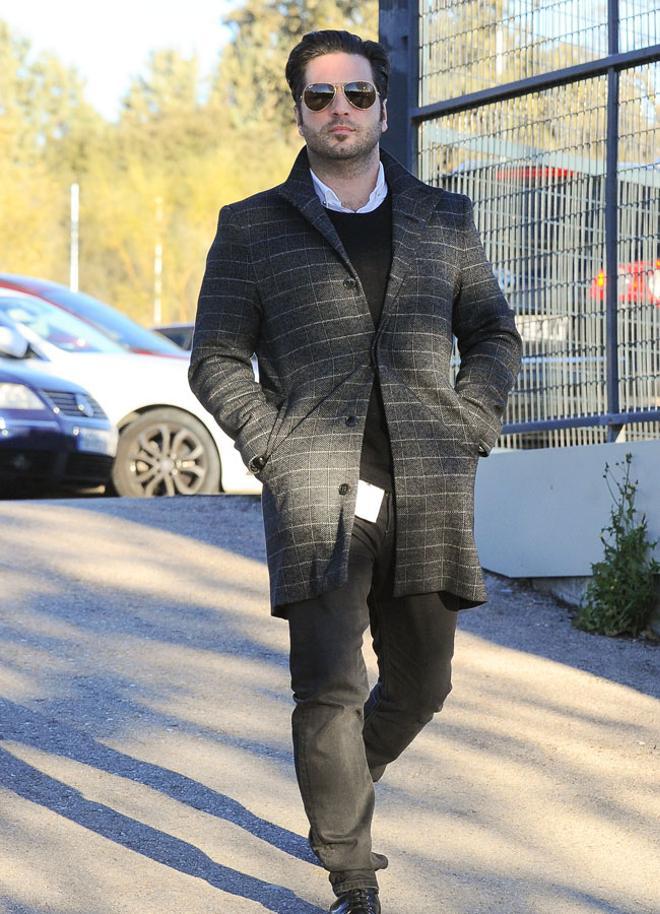 David Bustamante llegando al colegio de su hija Daniella