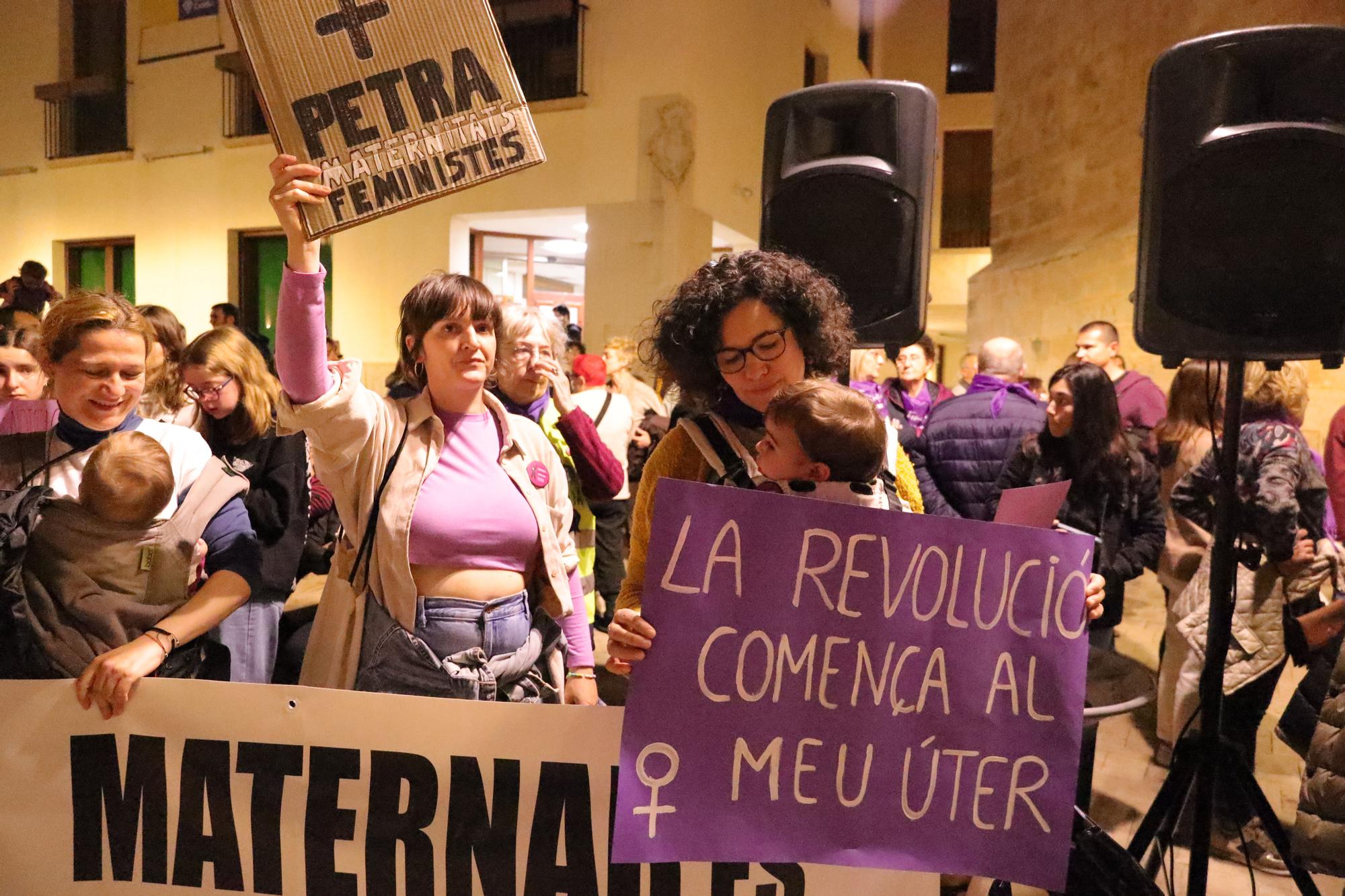 Las mejores imágenes de la manifestación del 8-M en Castellón